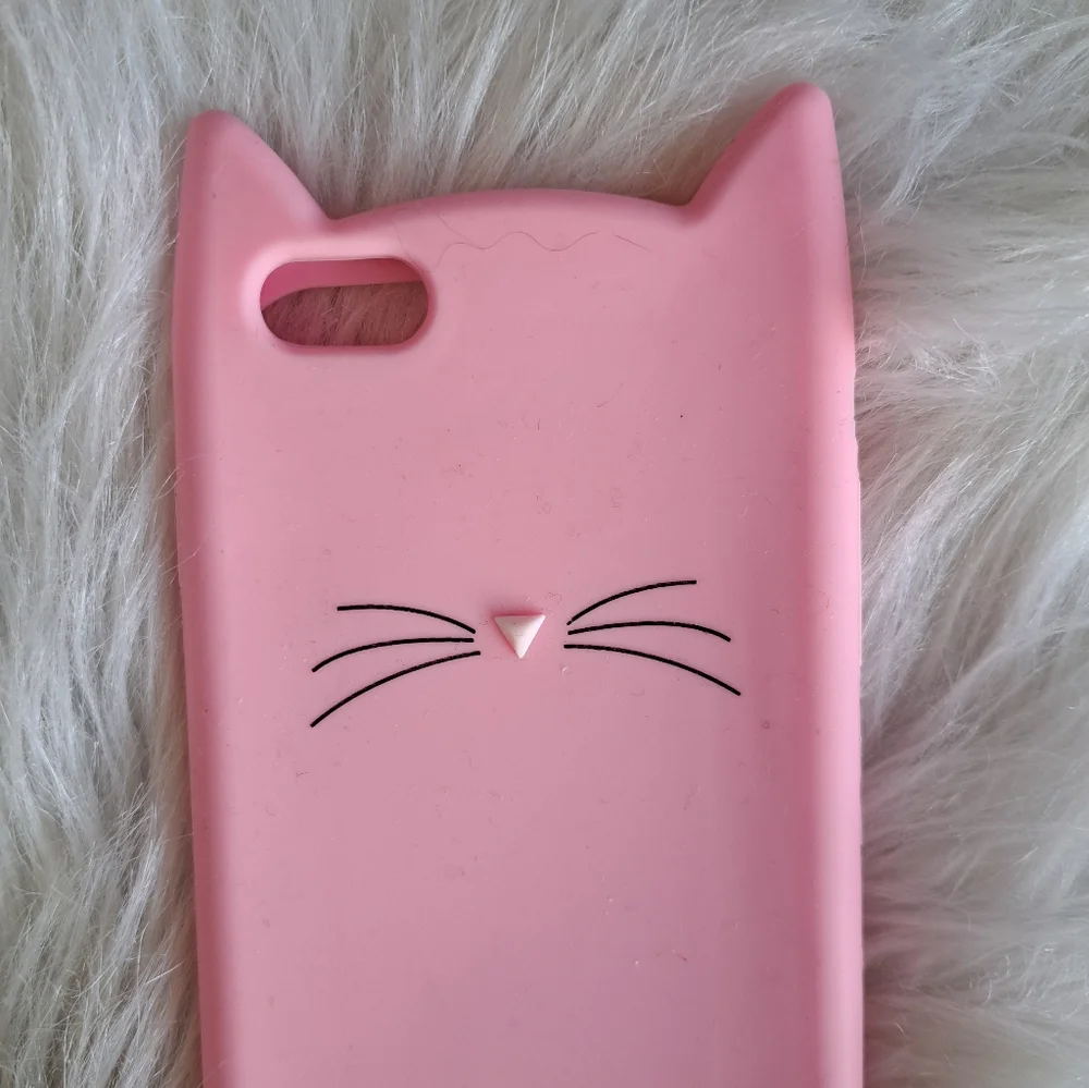 Set of 2 rubber cell phone cases